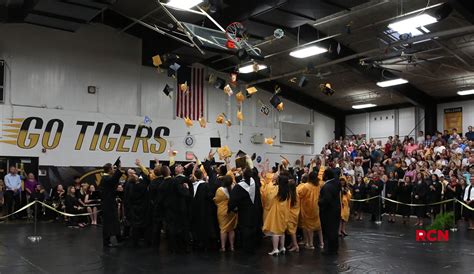 Photos: Bellevue High School Class of 2018 Graduation - LINK nky