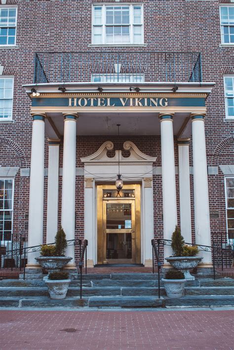 Hotel Viking in Newport: Review - Journeys and Jaunts