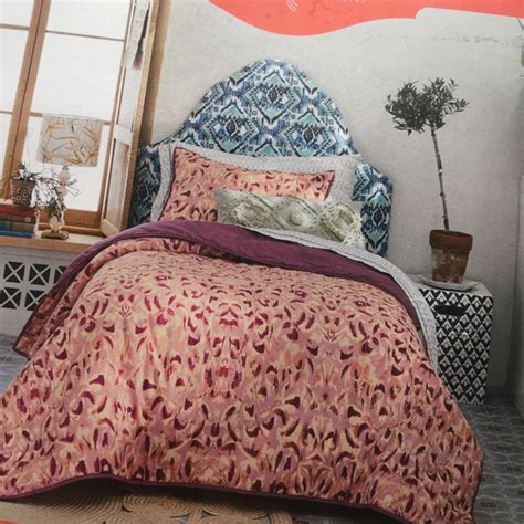 Opalhouse Bedding Opalhouse Ikat Printed Magenta Quilt Poshmark