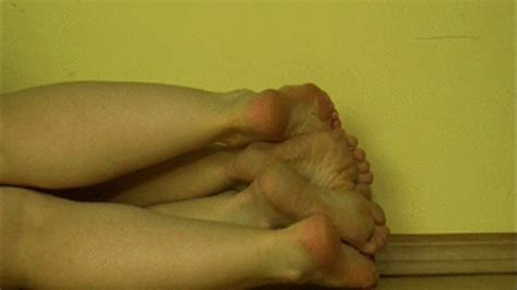 Ff Mwni LESBIAN FLOOR FUCKING AGAINST THE WALL SD 960x540 Custom Clips Clips4sale