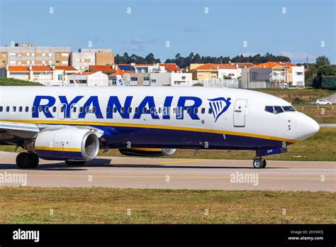 Porto Portugal De Septiembre De Avi N Ryanair Boeing