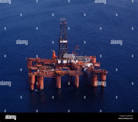 North Sea And Oil Rig Hi Res Stock Photography And Images Alamy