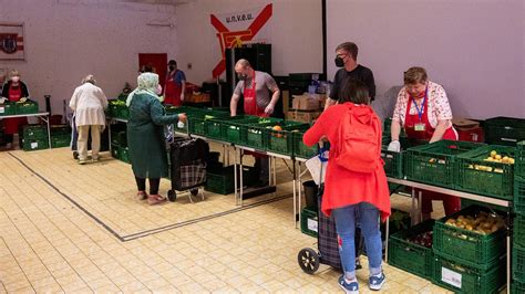 Armut Laut Parit Tischem Wohlfahrtsverband Gr Er Als Angenommen