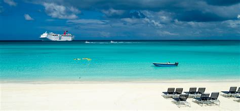 Sexual assault warning issued for American women renting jet skis in