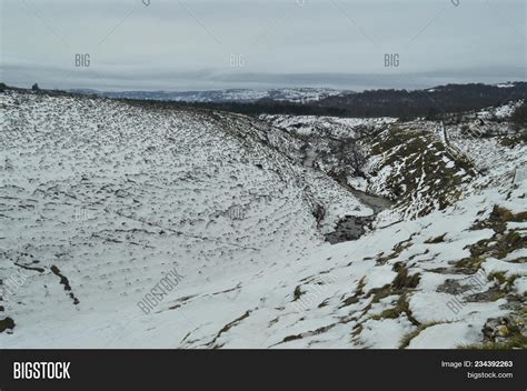 Beautiful Snowy River Image & Photo (Free Trial) | Bigstock