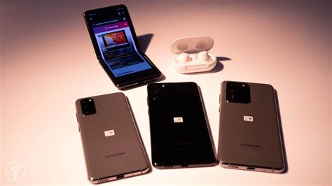 Samsung показа флагманите си Galaxy S20 и нов сгъваем смартфон Galaxy Z ...