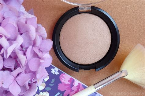 Review Essence Pure Nude Highlighter 10 Be My Highlight Adjusting