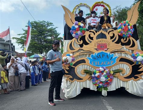 Karnaval 17 Agustus Cilacap