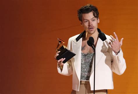 Premios Grammy 2023 Harry Styles se llevó el premio a Mejor álbum del