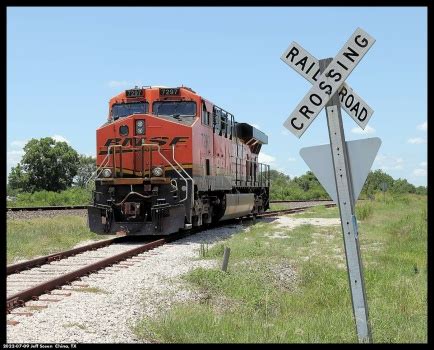 Solve BNSF Bad Order Jigsaw Puzzle Online With 80 Pieces