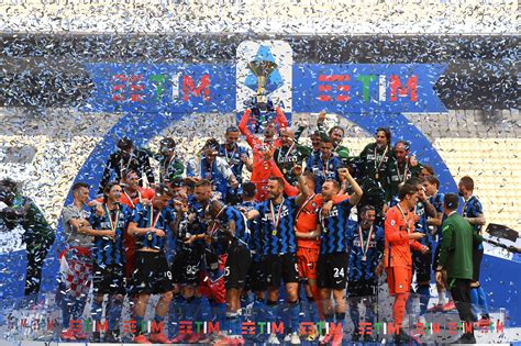 Inter Campione D Italia Le Foto E I Video Dei Festeggiamenti A San Siro