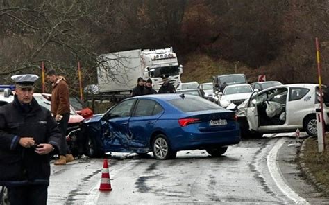 Te Ka Saobra Ajna Nesre A U Estvovalo Pet Vozila Ima Povrije Enih