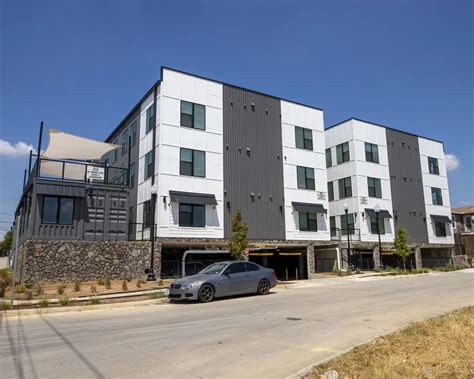 Coho Apartments 312 W Terrell Ave Fort Worth Tx 76104 ®