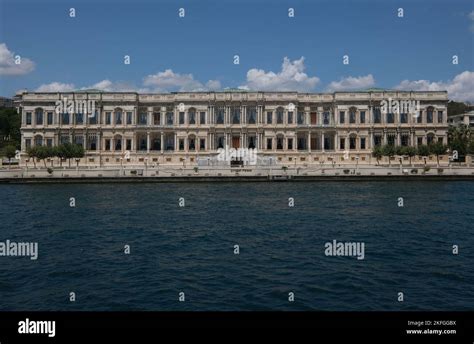 Dolmabahce Palace Dolmabah E Saray Was Commissioned By Sultan Abd L