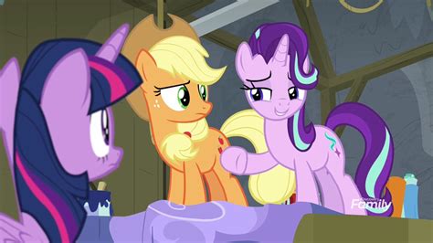 1719192 Safe Screencap Character Applejack Character Starlight