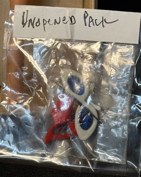 Vintage Bubble Cut Barbie Brunette Mib Doll Peddlar