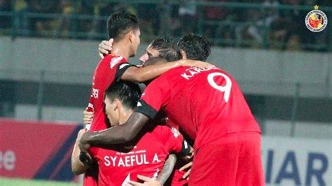 Selain Semen Padang Perseru Badak Lampung Dan Kalteng Putra Juga