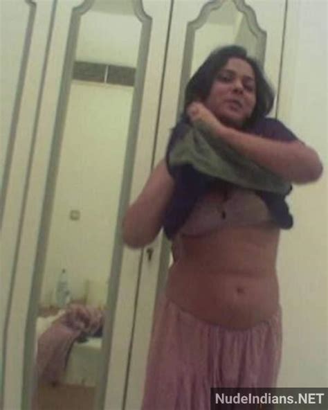 Kanpur MILF Wife Cheating Sex Desi Nude Image HD