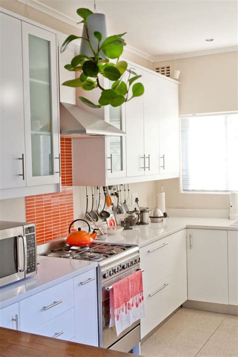 Tiled kitchen backsplash