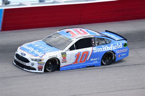 Nascar Cup Series Aric Almirola Clinches 2018 Playoff Berth