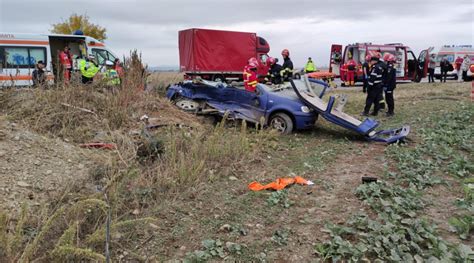 Încă un accident grav pe DN1 Doi bărbaţi au murit un tânăr de 22 de