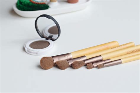 Maquillage nude et bio pour la rentrée avec Nuoo Peppermint Beauty