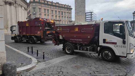 Roma Ama Assume Operatori Ecologici Preferibilmente Romani E Che