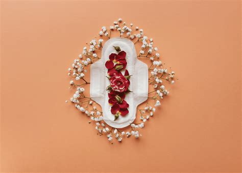 Period Sex Myths Misconceptions And More Honeycombers