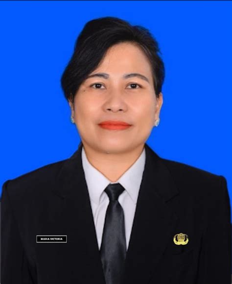 Kepala Sekolah Bahasa Inggris 7