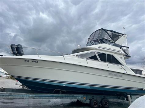 1989 Sea Ray 340 Sedan Bridge Flybridge For Sale Yachtworld