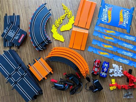 Heiße Räder auf der Rennbahn Carrera GO Hot Wheels Daddylicious