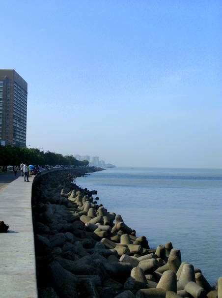 Eye In The Sky Mumbai S Marine Drive A Piece Of The Queen S Necklace