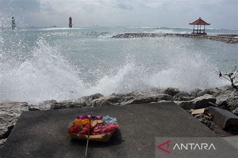 Waspadai Gelombang Hingga 4 Meter Di Sejumlah Perairan Indonesia