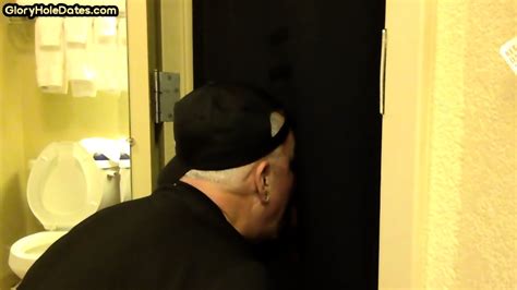 Dirty Gay Men Sucks And Jerks Off Cock In Gloryhole