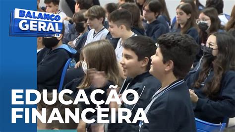 Teatro leva educação financeira para crianças sobre orçamento e cuidado