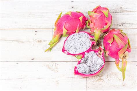 Pitaya Pitaya Red Fruit Pitaya Red Red Dragon Fruit White Flesh