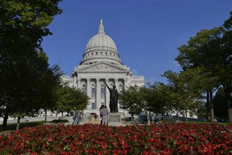 Capital Building In Madison Wisconsin Editorial Stock Photo Image Of