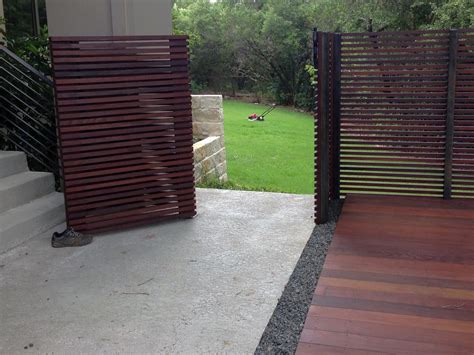 Ipe Wood Deck And Custom Screen Fence Ipe Wood Deck Deck Designs