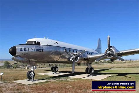 C-54 Skymaster of the U.S. Air Force: photographs, specifications, history