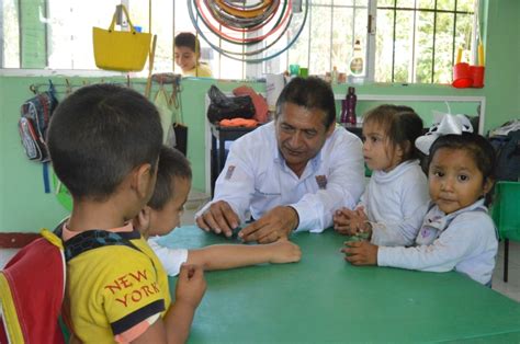 Secretario de Educación supervisa planteles en Sihochac Campeche mx