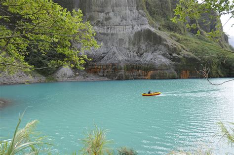 Crater lake of Mount Pinatubo (8) | Pinatubo | Pictures | Philippines ...