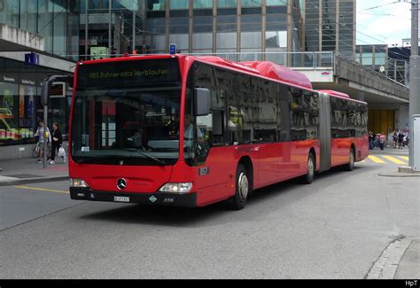 BGu Citaro Nr 25 nach der Abfahrt vom Bhf Grenchen Süd am 10 3 17