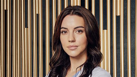 Who Is Adelaide Kane About The New ‘greys Anatomy Season 19 Star Hollywood Life