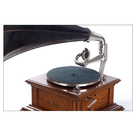 Antiguo Gram Fono De Trompeta Hmv Modelo Monarch Iv Para El Mercado