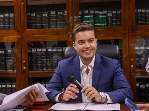 Propone Jesús Elizondo atención psicológica gratuita al personal médico