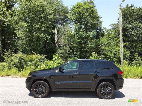 Diamond Black Crystal Pearl Jeep Grand Cherokee Laredo X X