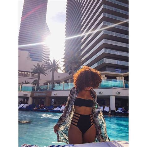 Hot Sexy Kayla Freeman Bikini Pics