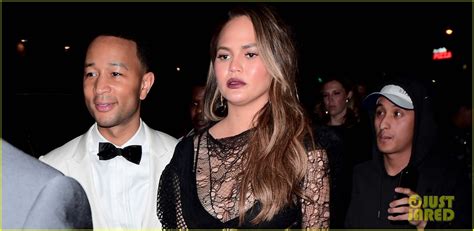 Chrissy Teigen Claps Back at Troll Who Insulted Met Gala 2017 Dress ...