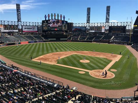 Visitor Guide and Event Information for Guaranteed Rate Field 9