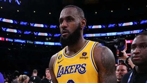 NBA 38歲詹姆斯的油箱還有油經紀人回應退役話題克勞福德他起碼還能打兩三年 黑特籃球 NBA新聞影音圖片分享社區